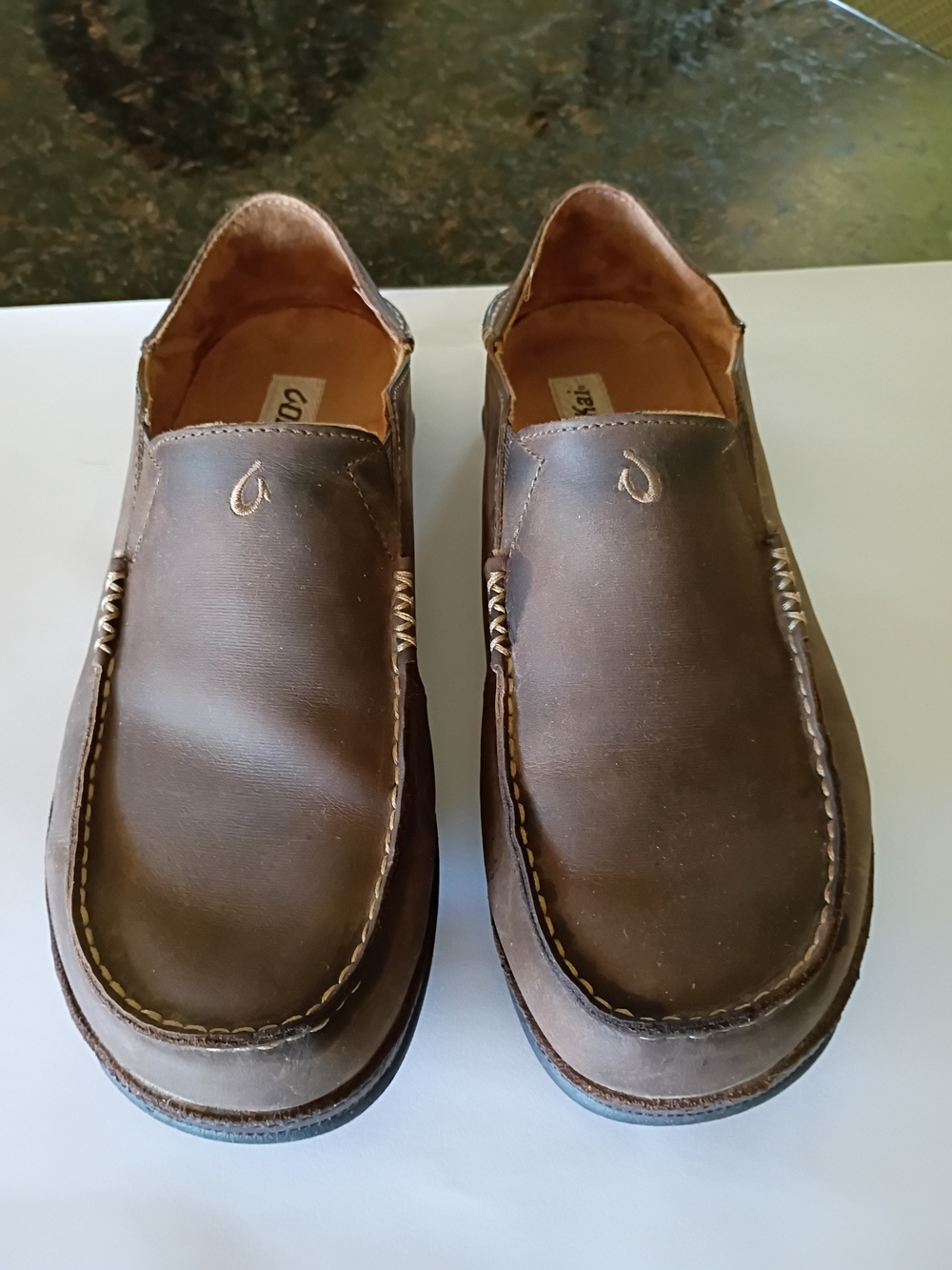 OluKai Men's Moloa 11.5us Casual Moc Toe Leather Shoe